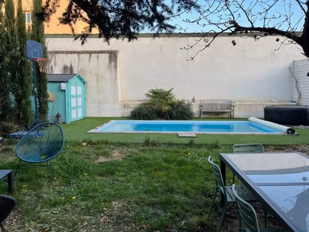 location maison 6 pièces 195 m² à lyon 8 (69008)