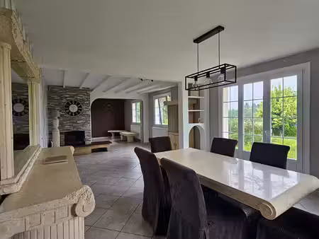 pavillon avec sous-sol à celles sur aisne.