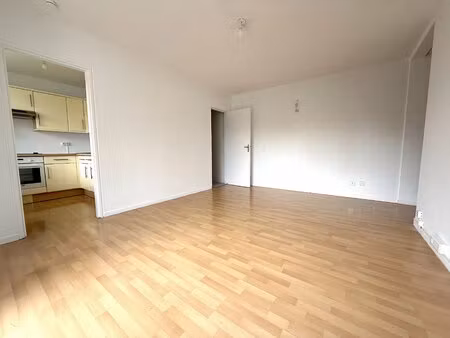 appartement f1 bis - crépy-en-valois