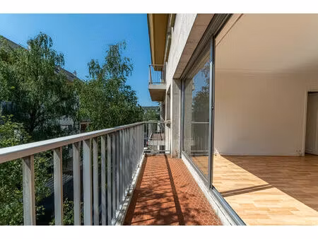 nantes - viarme / rue russeil : appartement t5 avec terrasse  ascenseur et parkings