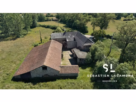 corps de ferme ancien à rénover – 5 pièces – dépendances et 2 hectares – jouqueviel – envi