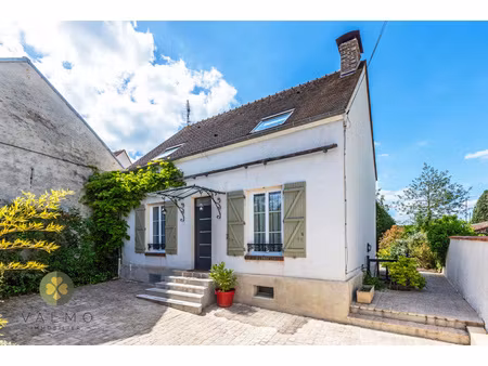 maison 4pièce(s) 2chambre(s) 100 m² la queue-les-yvelines (78940)
