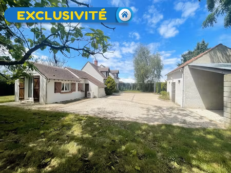 exclusivite ! maison avec trois chambres et dépendances sur