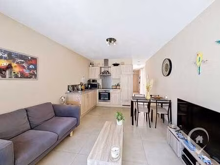 appartement 1 chambre à louer au centre de ciney