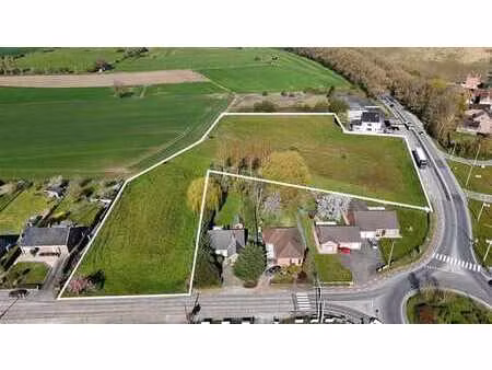 à vendre terrain de projet de 12.883m2!
