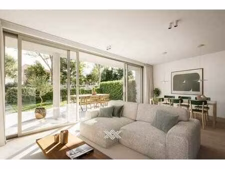 appartement met drie slaapkamers en tuin