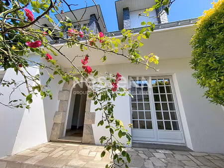 spacieuse maison de ville au coeur de merville - 165m²