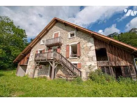vente maison à saint-laurent-du-pont (38380) : à vendre / 93m² saint-laurent-du-pont