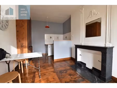 location appartement 2 pièces 37 m² à le puy-en-velay (43000)