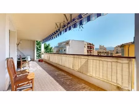 3 pieces - terrasse - vue dégagée