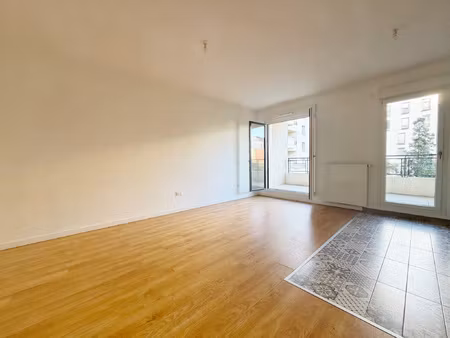 4 pièces avec terrasse et parking