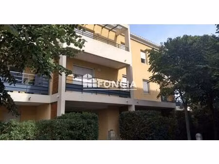 en exclusivité très beau p2 avec terrasse et parking