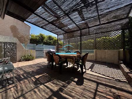 frontignan plage  maison t3   belle terrasse et 2 places de