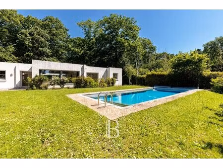 sautron - maison d'architecte de 320 m² de plain pied