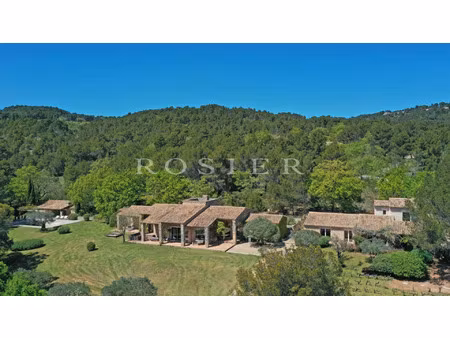 vente maison 12 pièces 455 m² joucas (84220)