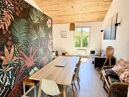 vente maison 5 pièces 102 m² talais (33590)