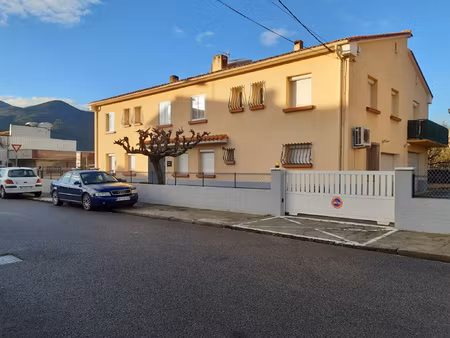 appartement t3 - 71.88 m2 - céret - cave + garage
