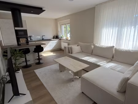 bel appartement 3 pièces 52m2