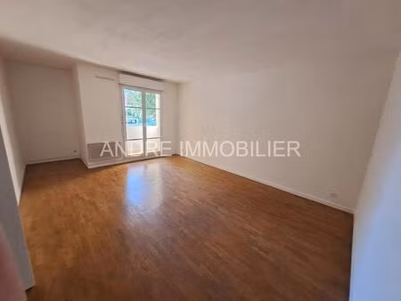 location d'un appartement 3 pièces (58 m²)  à poissy