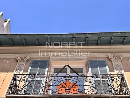 nice -musiciens - hotel murs et fonds -
