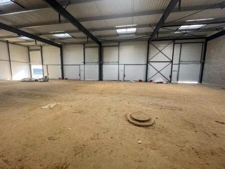 vente local d’activités marines 95640 1133m²
