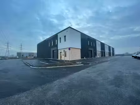 vente local d’activités 332m²