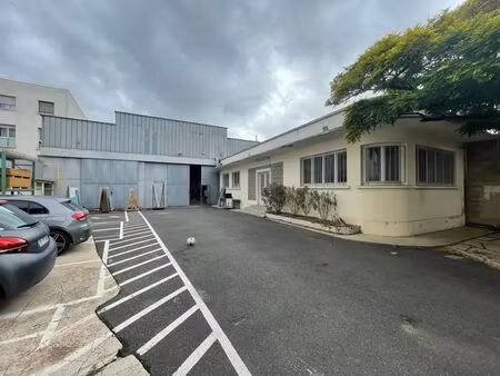 vente local d’activités saint-denis 93200 806m²