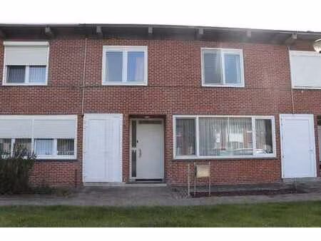 centraal en rustig gelegen woning met 3 slk en tuin