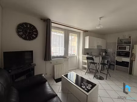charmante petite maison individuelle ! idéal investisseur ou premier achat !