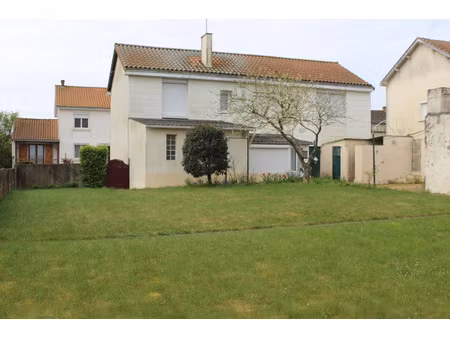 maison à vendre la salle et chapelle aubry 7 pièce(s) 117m2 158 000€