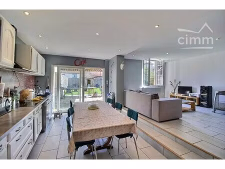 a vendre neuville sur ornain jardin