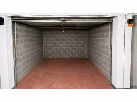 molenbeek-saint-jean - box garage fermé