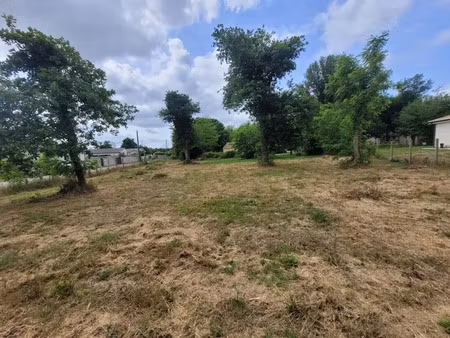 vente terrain 1244 m² à cissac-médoc (33250)  90 000 €