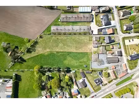 villagrond met goede bereikbaarheid en zuidelijke oriënta...