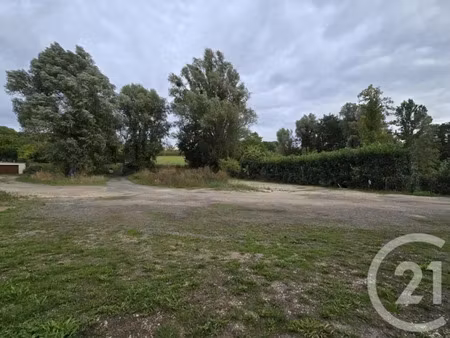 vente terrain 555 m² à pontoise (95000)  250 000 €