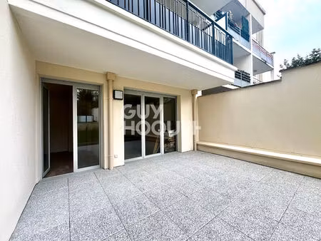 f2 de 49 m2 + parking à l'hay les roses (94240)