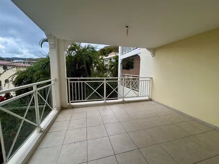 appartement t3 - marina du marin