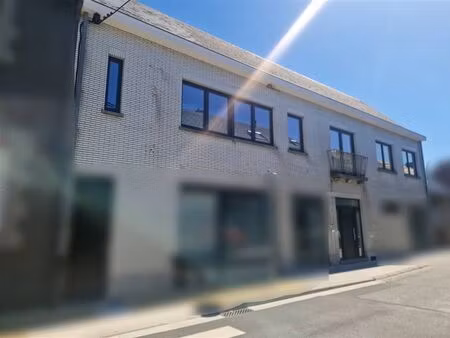 appartement à louer à rue des écoles 18 basècles (vbe26934)
