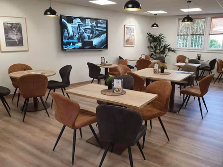 vente locaux professionnels 340 m² à la garde (83130)  987 000 €