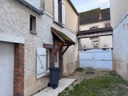vente immeuble 6 pièces 214 m² à pont-sur-yonne (89140)  179 000 €