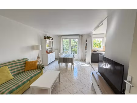 location appartement  60.19 m² t-3 à saint-gratien  1 350 €