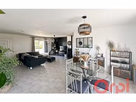 maison saint-germain-du-puy 102 m² t-4 à vendre  203 300 €