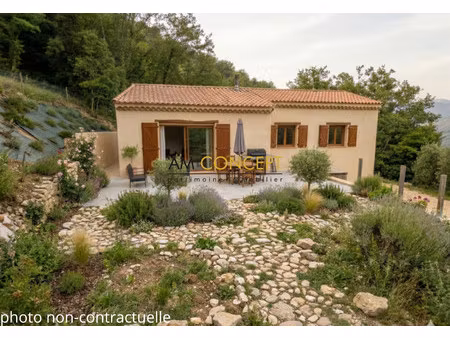 grande maison d'environ 200 m² à finir de construire – ben