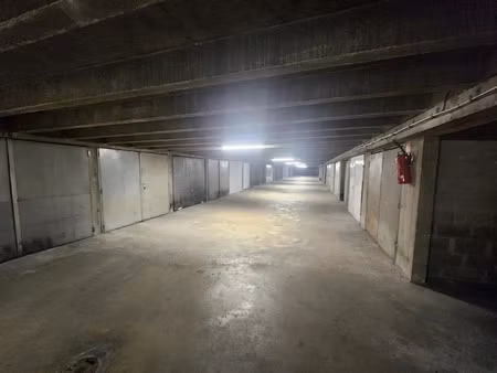 vente parking 13 m² à boulogne-billancourt (92100)  32 000 €