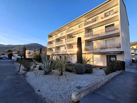 vence 3 pièces de 57.06 m² avec balcon  parking.