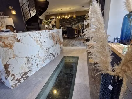 a louer - local commercial d'environ 105 m²