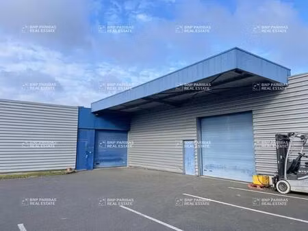 vente local d’activités fleury-les-aubrais 45400 1885m²