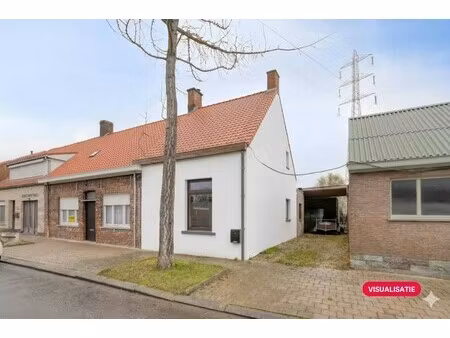 halfopen bebouwing met 3 slaapkamers en tuin in izegem