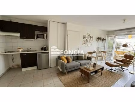 achat immobilier appartement deux pièces avec balcon