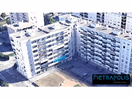 appartement t5 climatisé traversant de 95 m² avec baclon de 10